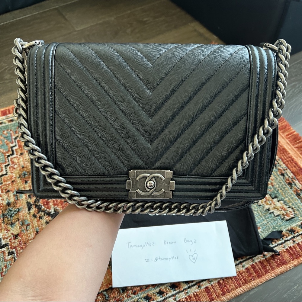 SOLD**Chanel Boy Chevron New Medium Caviar Flap Bag - Picture 1 of 11